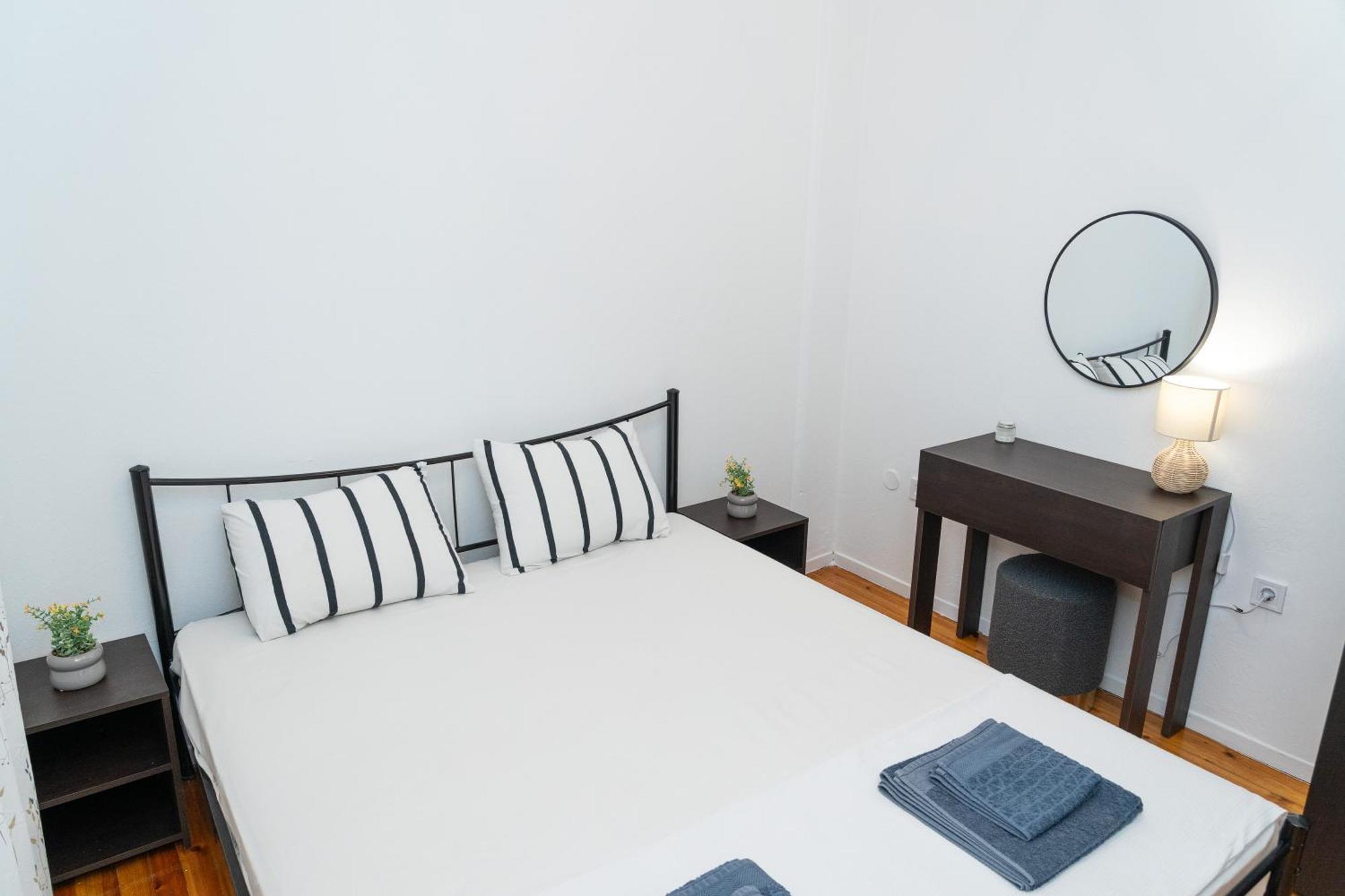 Agias Sofias Promenade Apartment *